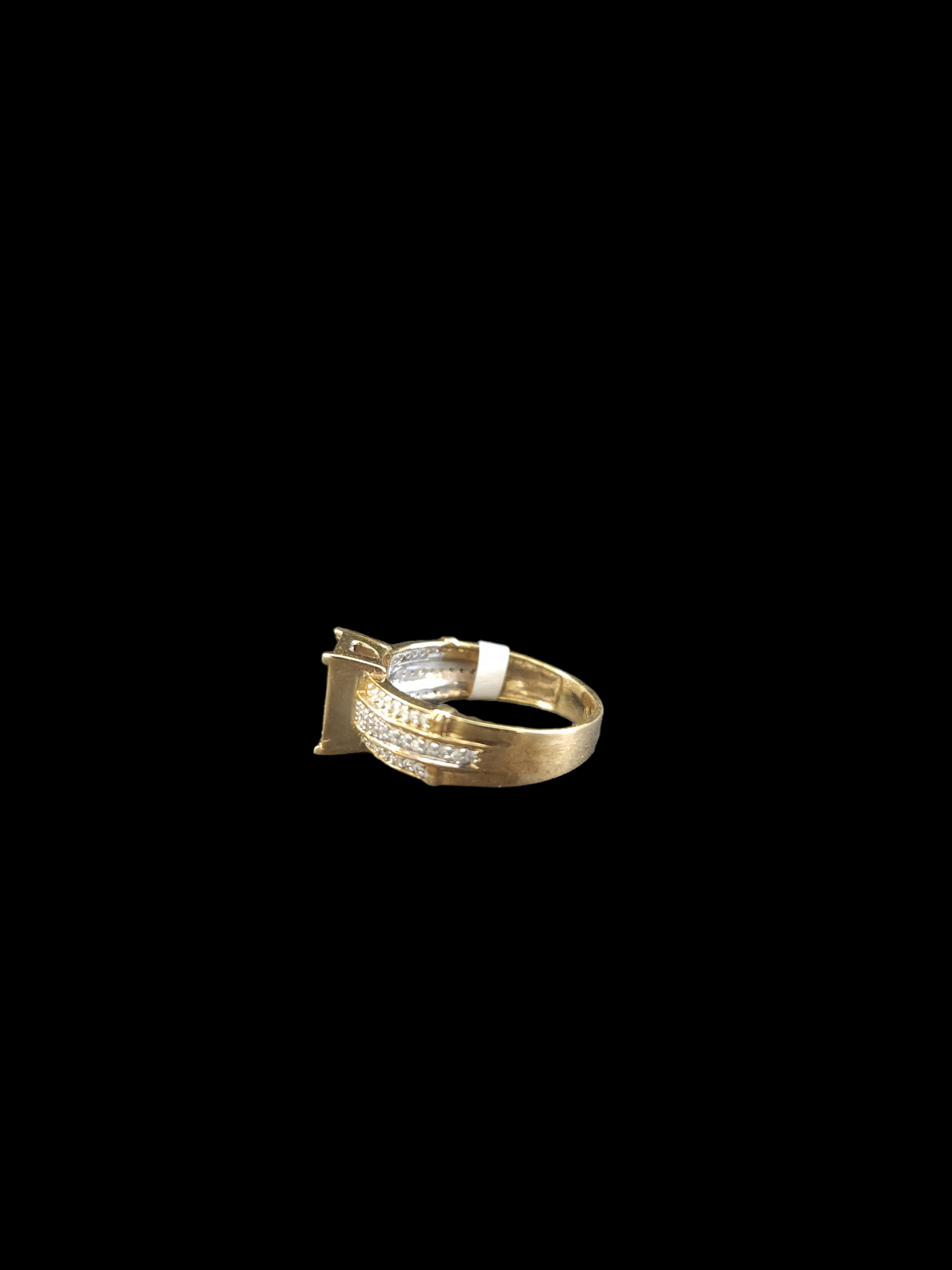 Ladies Diamond Ring