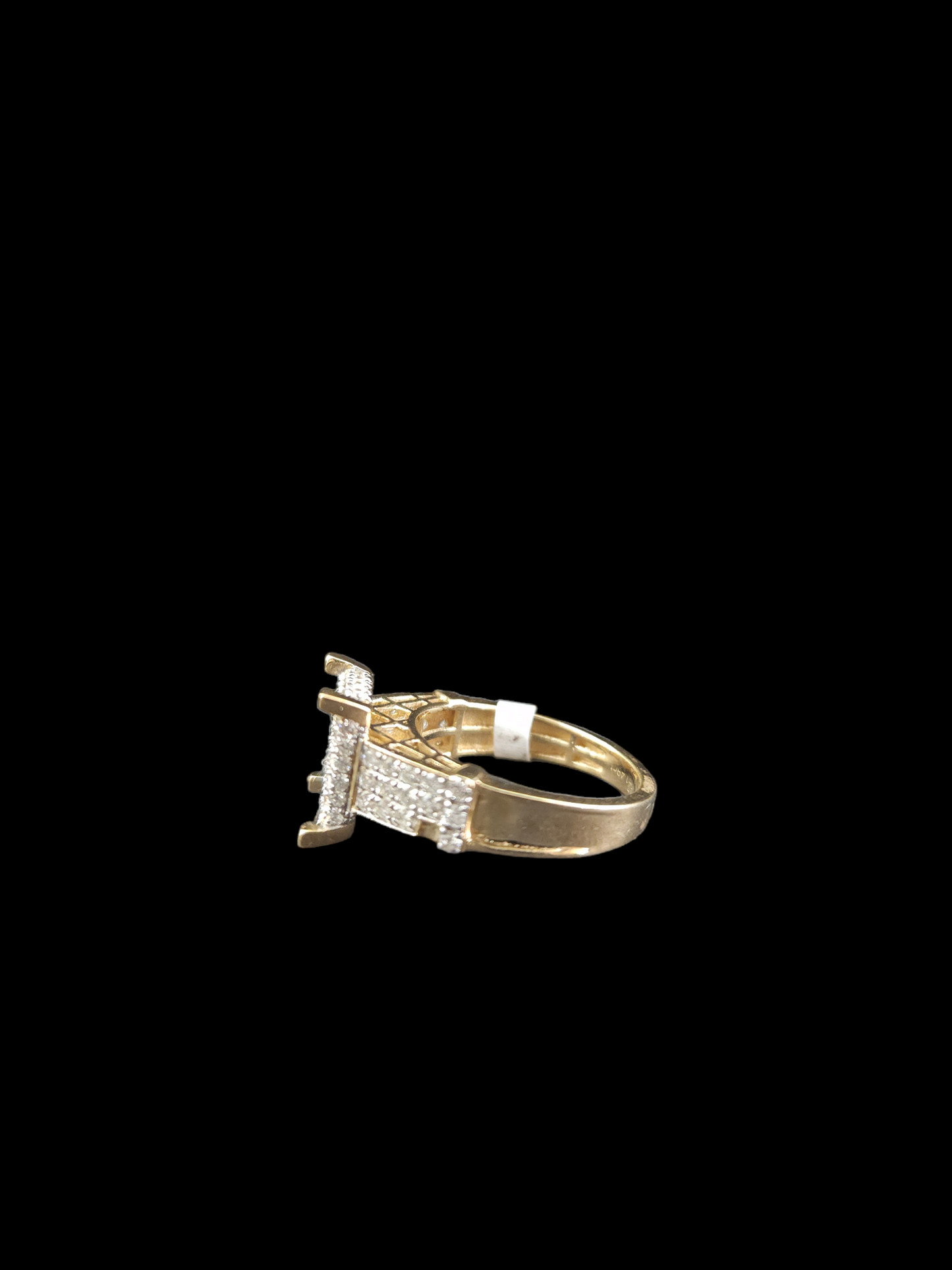 Ladies Diamond Ring