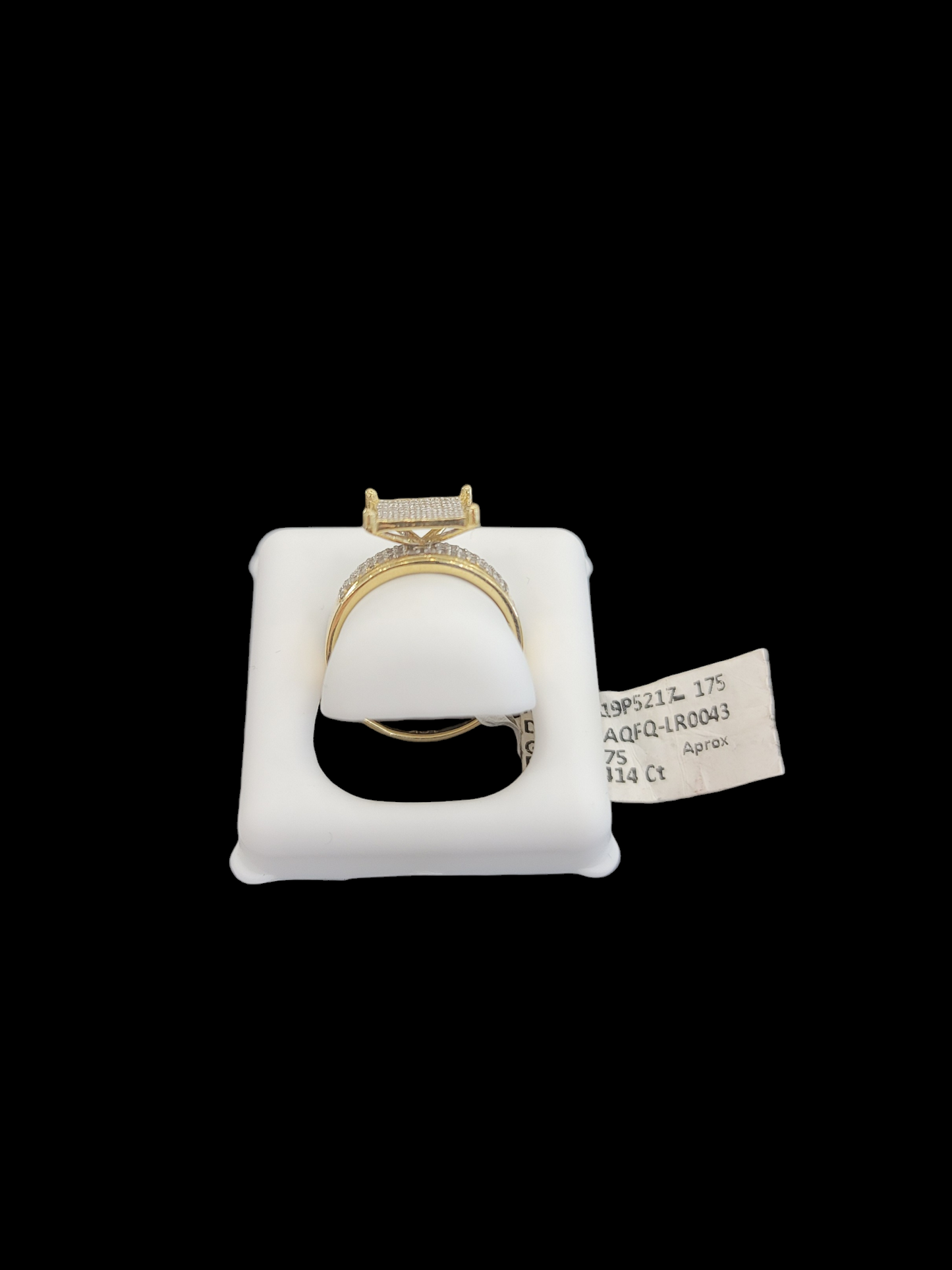 Ladies Diamond Ring