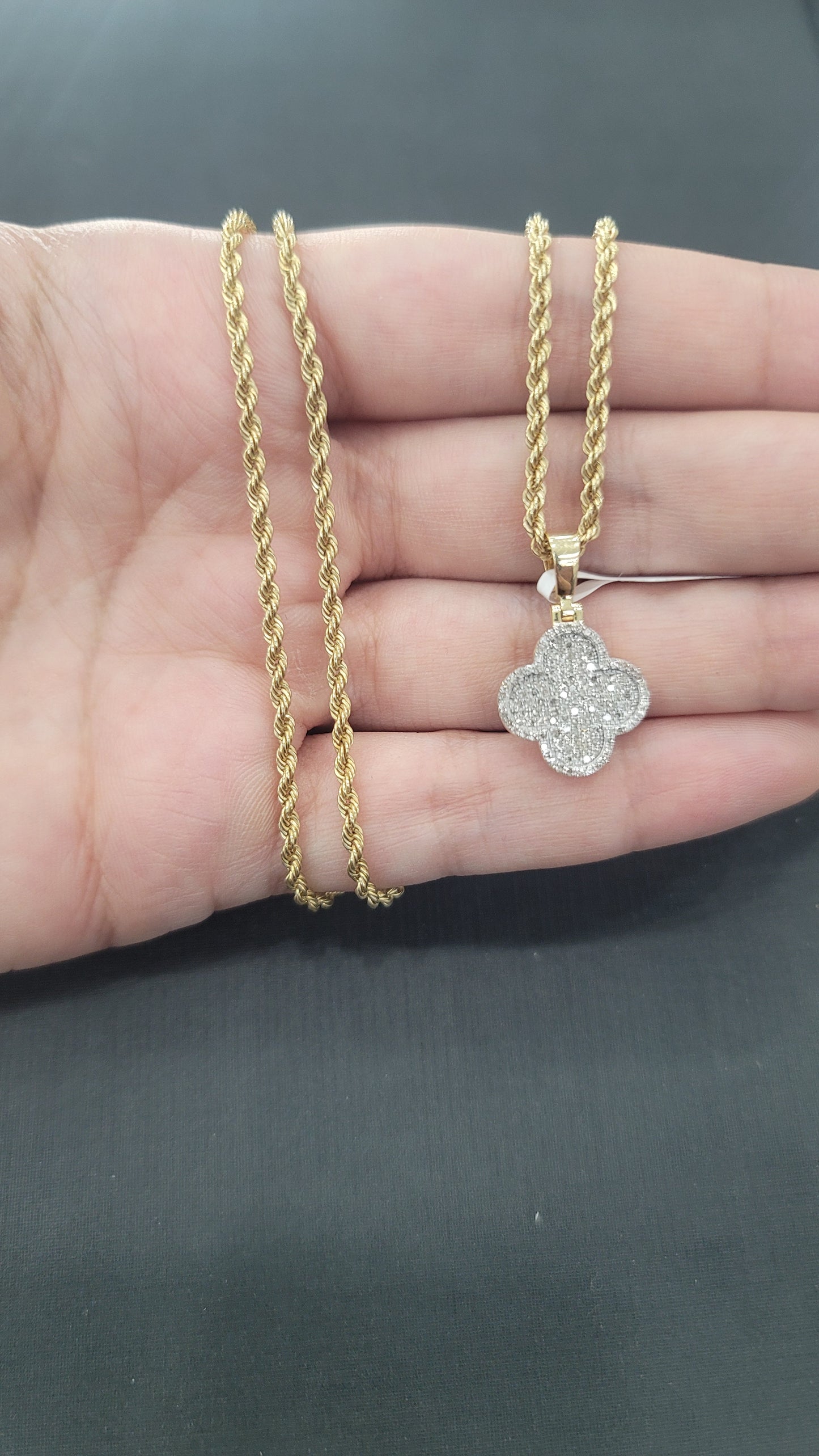 Chain & Diamond Clover Pendant Set